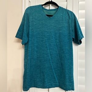 lululemon athletica Blue Short Sleeve Tee